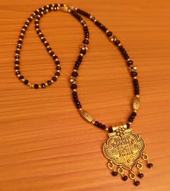 Black necklaces 1