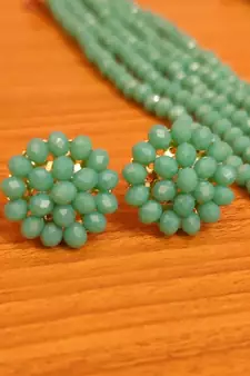 Green necklace-sets