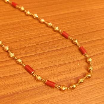 Red necklaces 2