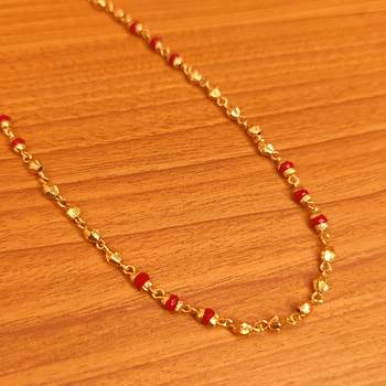 Red necklaces 2