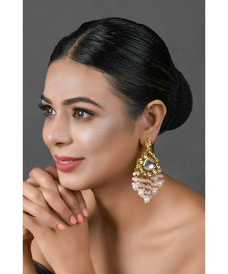 Pearl beaded Handcrafted Kundan earrings 1