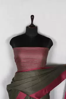 grey Handloom Pure Linen Saree with blouse piece