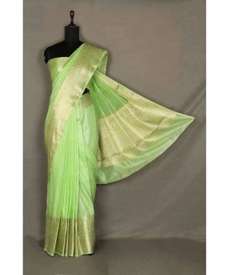 green Handloom Pure Linen Saree with blouse piece 1