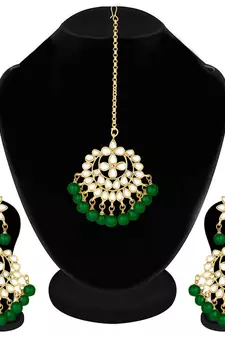 Traditional Gold Plated Pearl & Kundan Maang Tikka With Earring Set