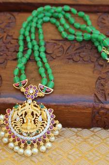 Multicolor agate necklaces