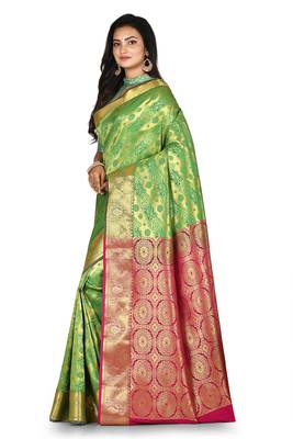 Green woven art silk saree with blouse 2