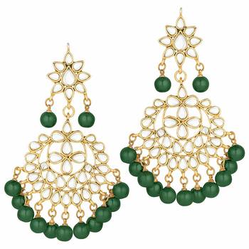 Traditional Kundan & Pearl Chandbali Earrings For Women 2