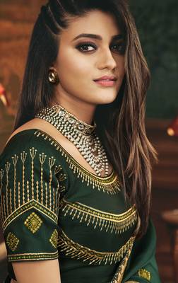Green embroidered silk blend saree with blouse 2