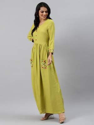 Green embroidered viscose rayon maxi-dresses 3