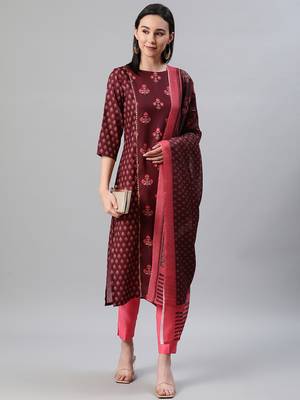 Maroon printed rayon kurtas-and-kurtis 5