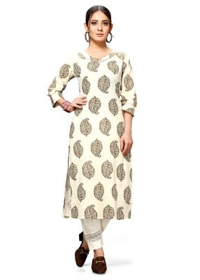Varyaa Women's Cream Coloured Cotton Jaipuri Printed Kurti  1