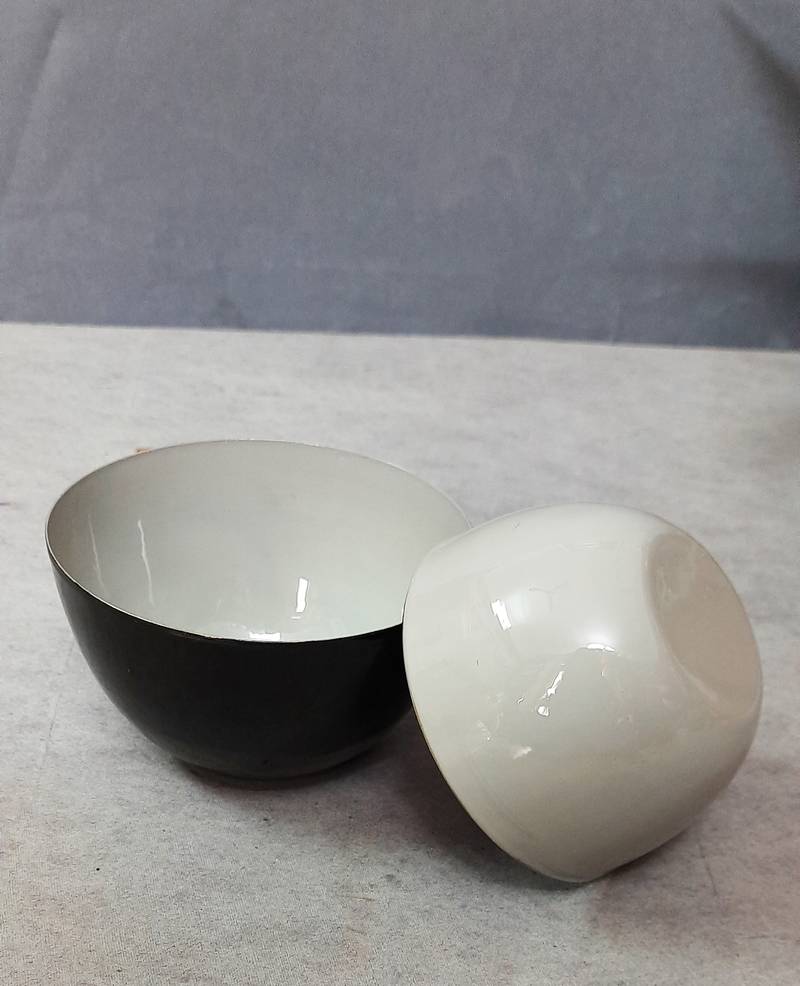 Color Palatte Black and Grey Bowl Set