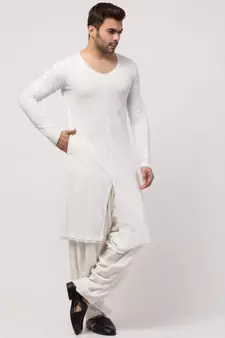 Broad V neck front slit bothe side pocket T Kurta with Patiala Salwar
