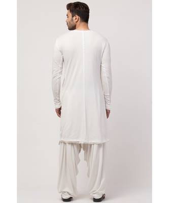 Broad V neck front slit bothe side pocket T Kurta with Patiala Salwar 6