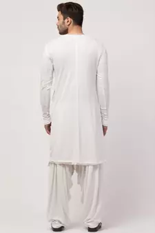 Broad V neck front slit bothe side pocket T Kurta with Patiala Salwar
