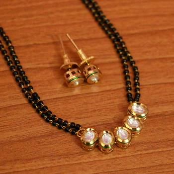 White mangalsutra 1