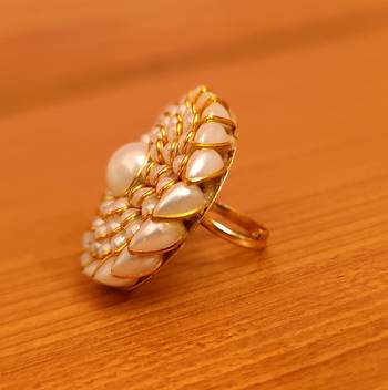 White rings 2