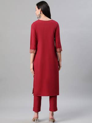 Maroon printed rayon kurtas-and-kurtis 3