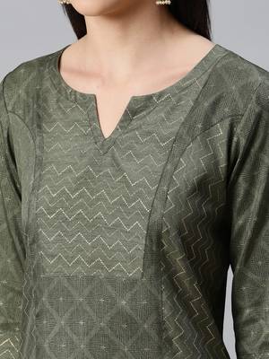 Green printed art silk kurtas-and-kurtis 4