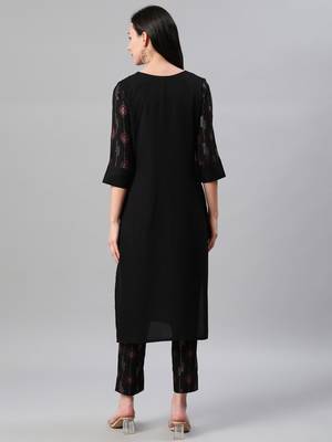 Black printed rayon kurtas-and-kurtis 3