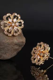 Gold plated Studded Earring