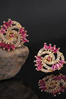 Gold plated Studded Earring