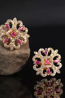 Gold plated Studded Earring