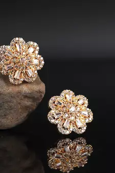 Gold plated Studded Earring
