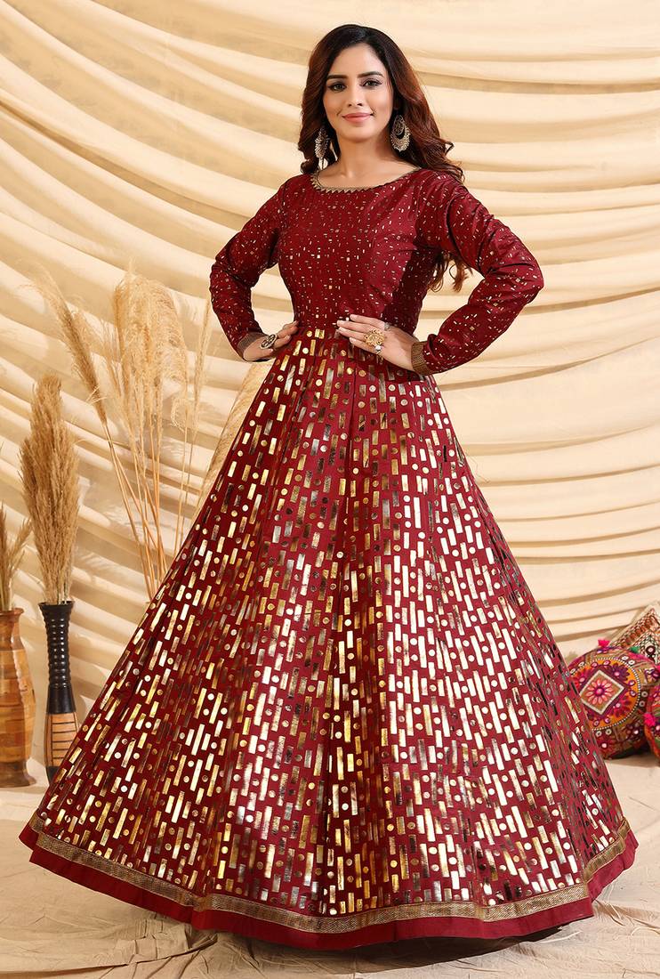 Maroon pigment foliage Taffeta Silk Party Wear gown