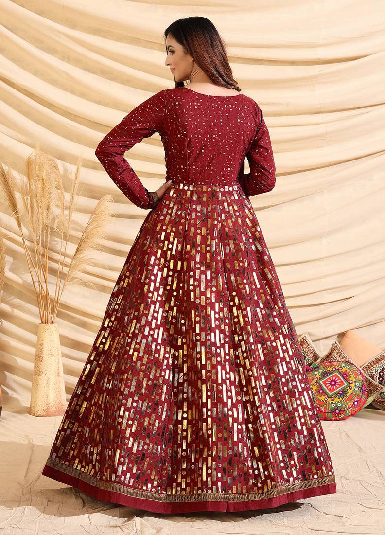 Maroon pigment foliage Taffeta Silk Party Wear gown