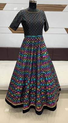 Black pigment foliage Taffeta Silk Party Wear gown 5