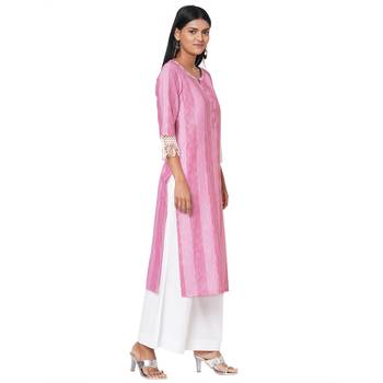Women's Woven Cotton Pink Kurta 4