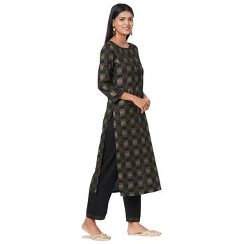 Women's Rayon Black Kurta Set 3