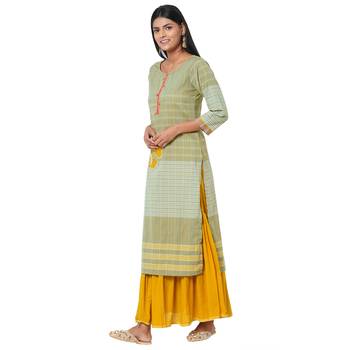 Women's Cotton Green Kurta 3