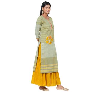 Women's Cotton Green Kurta 4