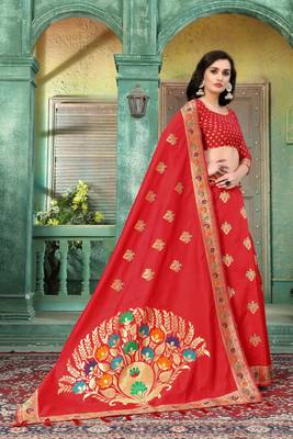 Red woven banarasi silk saree with blouse 2