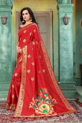 Red woven banarasi silk saree with blouse 4