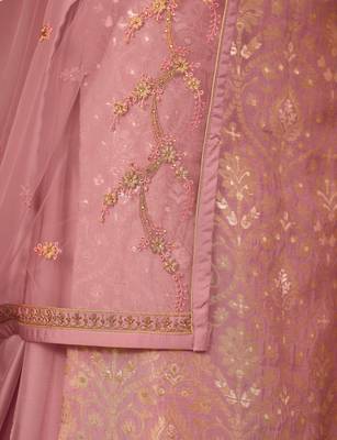 Pink jacquard jacquard salwar 4