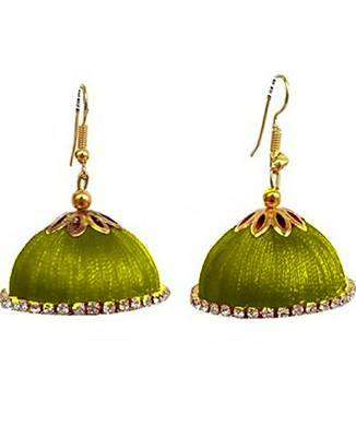 Green earrings 1