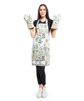 Payal Singhal Ivory and Aqua Colour Printed Canvas Apron with Mittens and Pouch Set in Gift Box 2