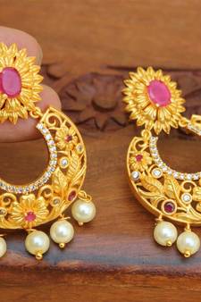 Red agate earrings