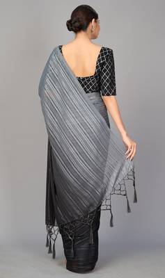 Black printed silk saree with blouse 3