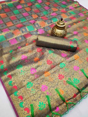 Grey woven cotton saree with blouse 2