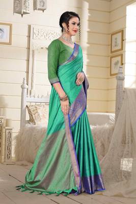 Turquoise Jacquard Woven Kanchipuram / Kanjivaram Silk Sarees With Blouse Piece 5