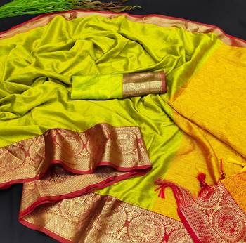 Green Jacquard Woven Kanchipuram / Kanjivaram Silk Sarees With Blouse Piece 2