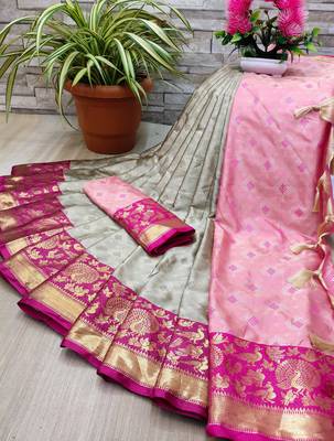 Beige Jacquard Woven Kanchipuram / Kanjivaram Silk Sarees With Blouse Piece 2