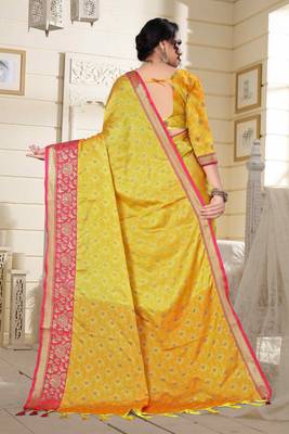 Light Lemon Jacquard Woven Kanchipuram / Kanjivaram Silk Sarees With Blouse Piece 3