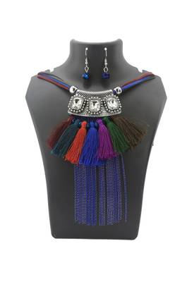 Blue necklaces 1
