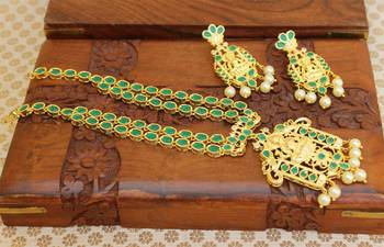 Green agate necklaces 3