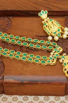 Green agate necklaces
